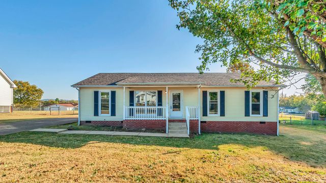 2538 David Ross Dr, Columbia, TN 38401