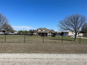 Front, 211 Old Chisholm Trail, Rhome, TX, 76078, 