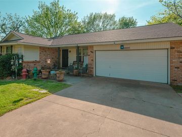 Homes with Big Backyard in Red Oak, TX | ZeroDown