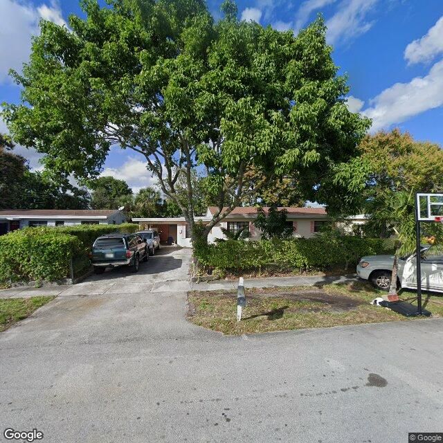 3737 NW 1st Ct