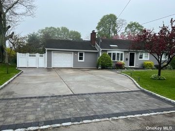 Front, 88 Vernon Street, Patchogue, NY, 11772, 
