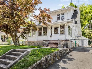 Front, 33 Lefferts Road, Yonkers, NY, 10705, 