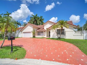Front, 165 NW 164th Ave, Pembroke Pines, FL, 33028, 
