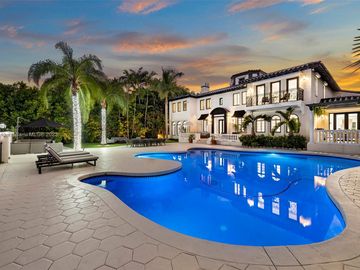 Swimming Pool, 3605 Flamingo Dr, Miami Beach, FL, 33140, 