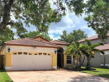 Front, 5510 NW 51st Ave, Coconut Creek, FL, 33073, 