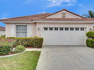 Front, 1060 NW 190th Ave, Pembroke Pines, FL, 33029, 