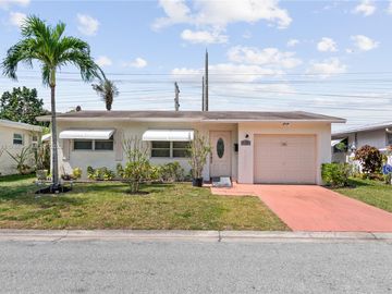 Front, 1380 NW 70th Ln, Margate, FL, 33063, 