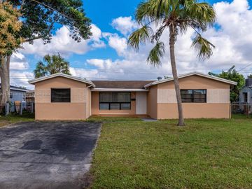 Front, 6641 Custer St, Hollywood, FL, 33024, 