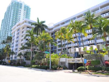 Front, 800 West Ave #204, Miami Beach, FL, 33139, 