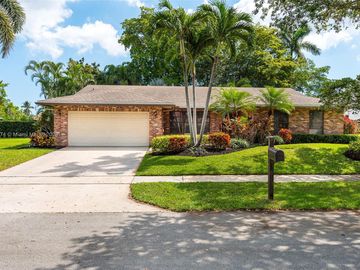 Front, 3048 NW 28th Ave, Boca Raton, FL, 33434, 