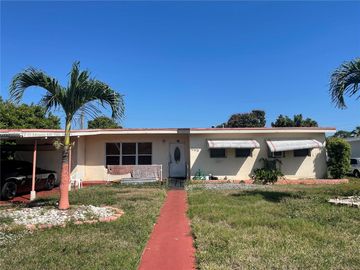 Front, 855 NW 168th Dr, Miami Gardens, FL, 33169, 