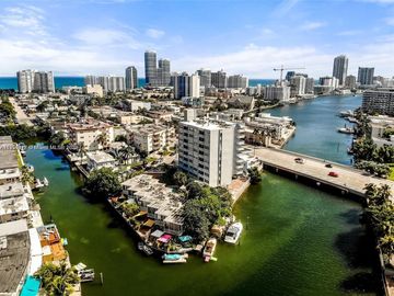 Views, 7118 Bonita Dr #404, Miami Beach, FL, 33141, 