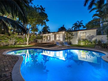 Swimming Pool, 820 NE 73rd St, Miami, FL, 33138, 