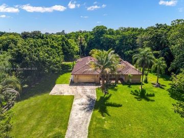 Views, 4900 SW 178th Ave, Southwest Ranches, FL, 33331, 