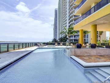 Swimming Pool, 16275 Collins Ave #503, Sunny Isles Beach, FL, 33160, 