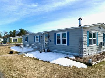 Mobile Homes for Sale in Lee, MA | ZeroDown