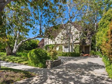 Front, 620 N Crescent Drive, Beverly Hills, CA, 90210, 