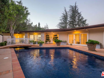 Swimming Pool, 1743 Stone Canyon Road, Los Angeles, CA, 90077, 