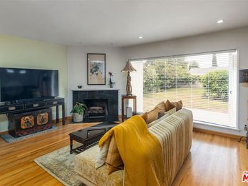G, Living Room, 5812 Noble Avenue, Sherman Oaks, CA, 91411, 