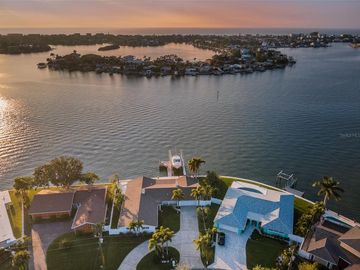 4597 CLEARWATER HARBOR DRIVE N, Largo, FL, 33770, 