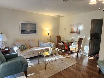 Living Room, 3541 LONGMEADOW #21, Sarasota, FL, 34235, 