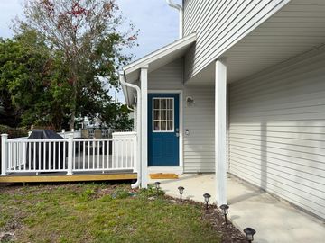 Porch, 5150 MOELLER AVE, Sarasota, FL, 34233, 