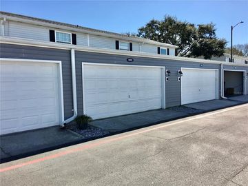 Parking, 11915 CONGRESSIONAL DR, Tampa, FL, 33626, 