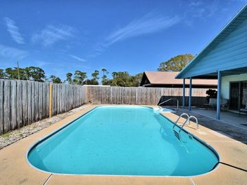 Swimming Pool, 428 LAKE DAISY DRIVE, Winter Haven, FL, 33884, 