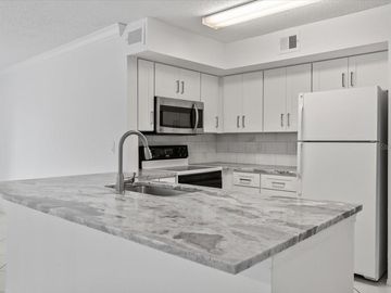 2400 FEATHER SOUND DRIVE #1012, Clearwater, FL, 33762, 