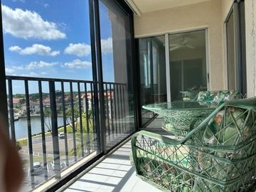 Porch, 19029 US HIGHWAY 19 N #9-507, Clearwater, FL, 33764, 