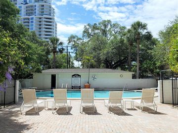 Swimming Pool, 3325 BAYSHORE BOULEVARD #C14, Tampa, FL, 33629, 