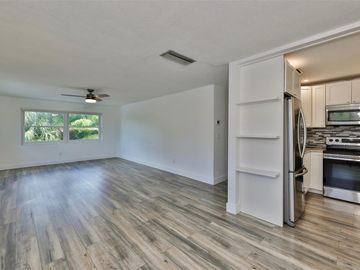 R, Living Room, 2900 45TH STREET S #26, Gulfport, FL, 33711, 
