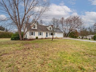 Ranch Style Homes for Sale in Springfield, MA | ZeroDown