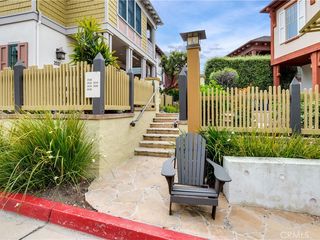 Summer Houses for Sale in Corona Del Mar, CA | ZeroDown