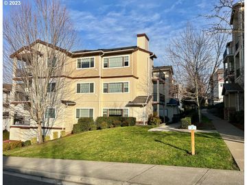 11850 NW HOLLY SPRINGS LN #201, Portland, OR, 97229, 