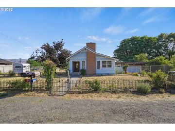 2225 W 10TH, The Dalles, OR, 97058, 