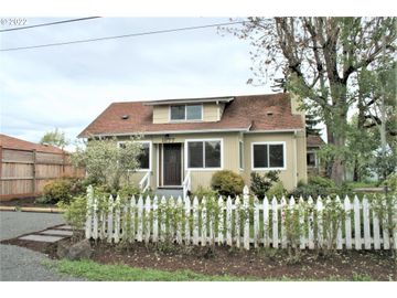 1877 7TH, Springfield, OR, 97477, 
