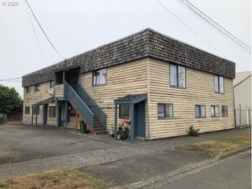 148 S WASSON ST, Coos Bay, OR, 97420, 