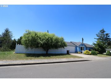 20 IVY, Gervais, OR, 97026, 