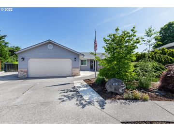 2716 SW HOPE, Troutdale, OR, 97060, 