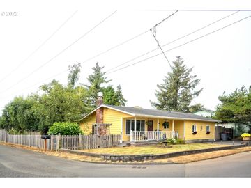 840 S Lincoln, Seaside, OR, 97138, 