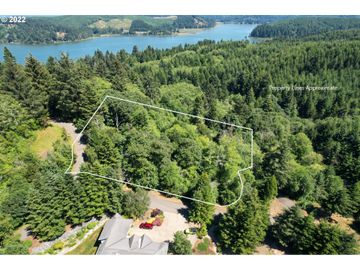 0 Finch LN, North Bend, OR, 97459, 