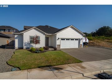 899 SAND PINES AVE, Sutherlin, OR, 97479, 