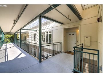 1815 SW 16TH AVE #401, Portland, OR, 97201, 