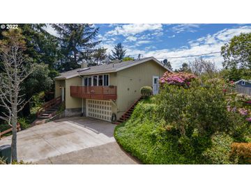 2195 17TH, North Bend, OR, 97459, 
