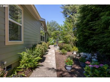 140 SEAGROVE LOOP, Lincoln City, OR, 97367, 