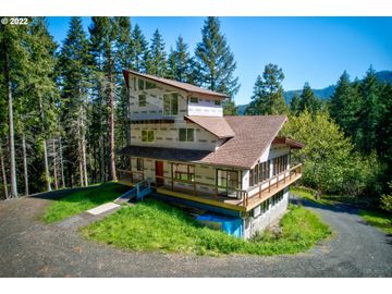 385 ROCK VIEW, Glide, OR, 97443, 