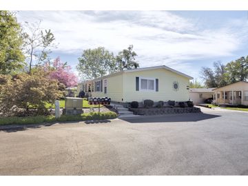 123 NW WRIGHTWOOD, Grants Pass, OR, 97526, 