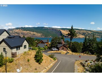  Asher #31, Mosier, OR, 97040, 