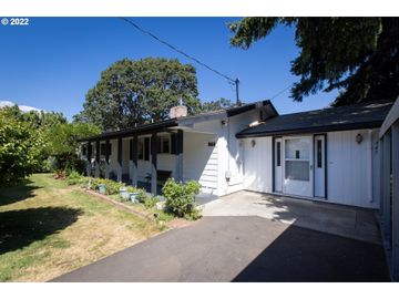 945 PEAR BLOSSOM, Hood River, OR, 97031, 